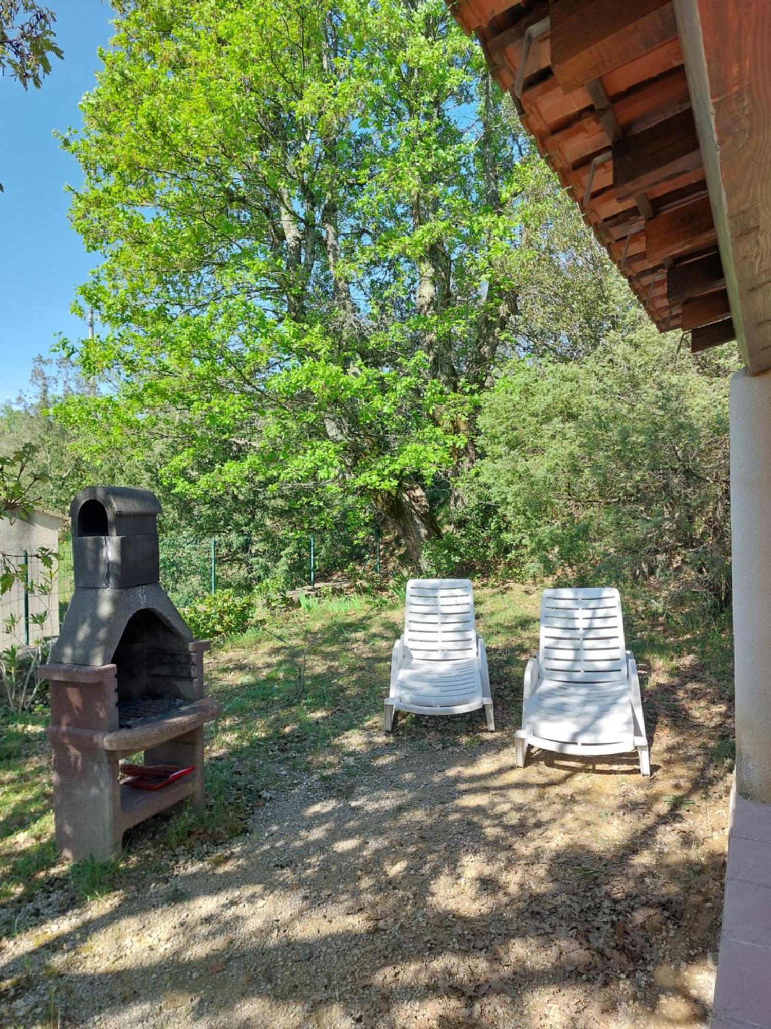 Village De Gites La Fontinelle Bessas Eksteriør bilde